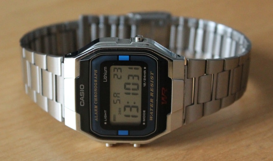 Different Types of wrist Watches - Digital watch
